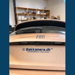 Fiat 500e bakkameral�sning